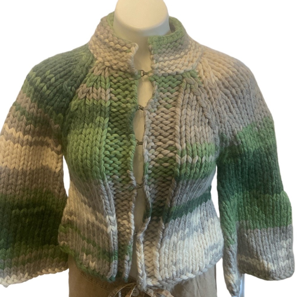 Beth Bosley NWT M Chunky Knit 100% Wool Green & Cream cardigan sweater Anthro